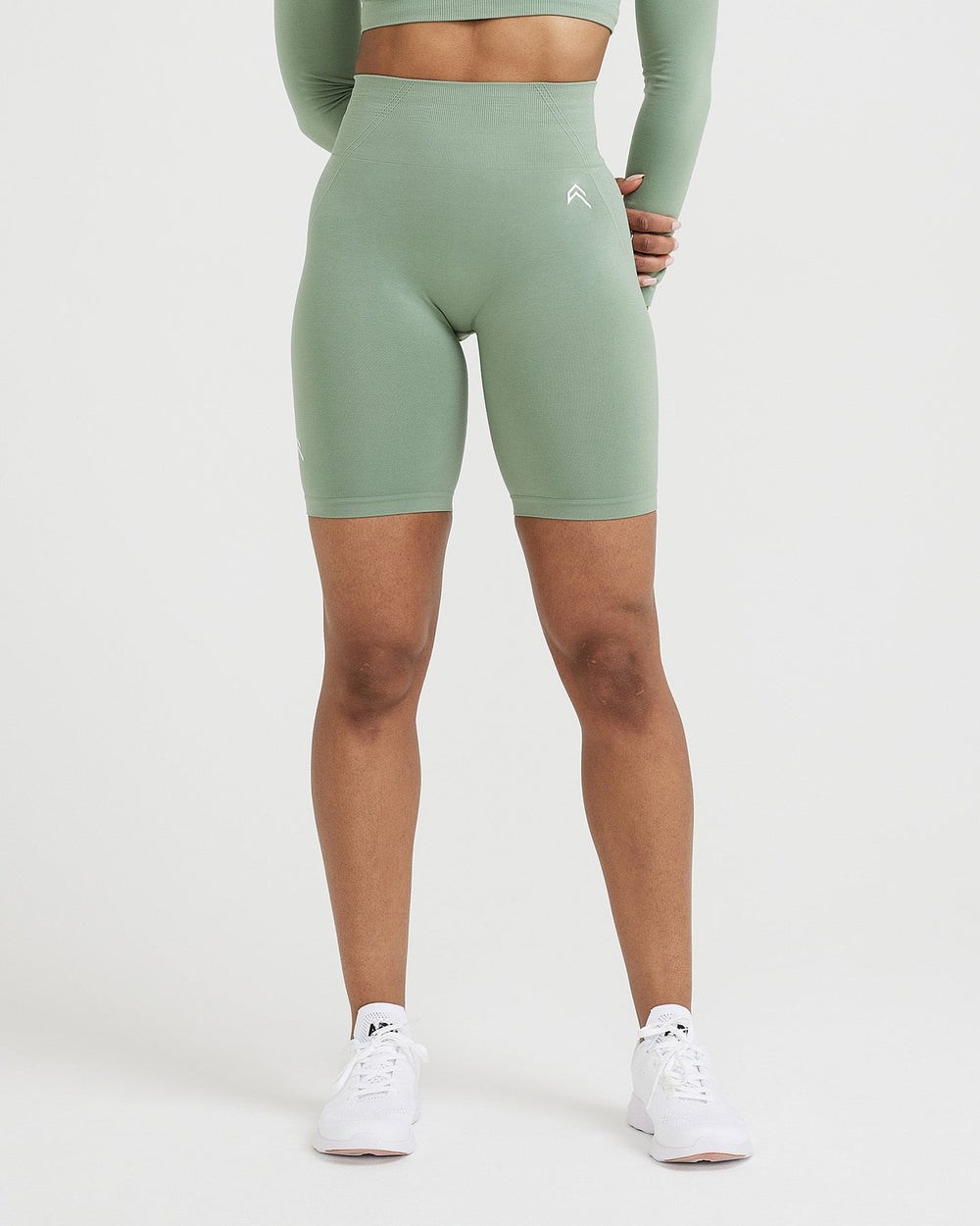 Oner Active Effortless Seamless Cycling Shorts Sage | 65VOYSNZP