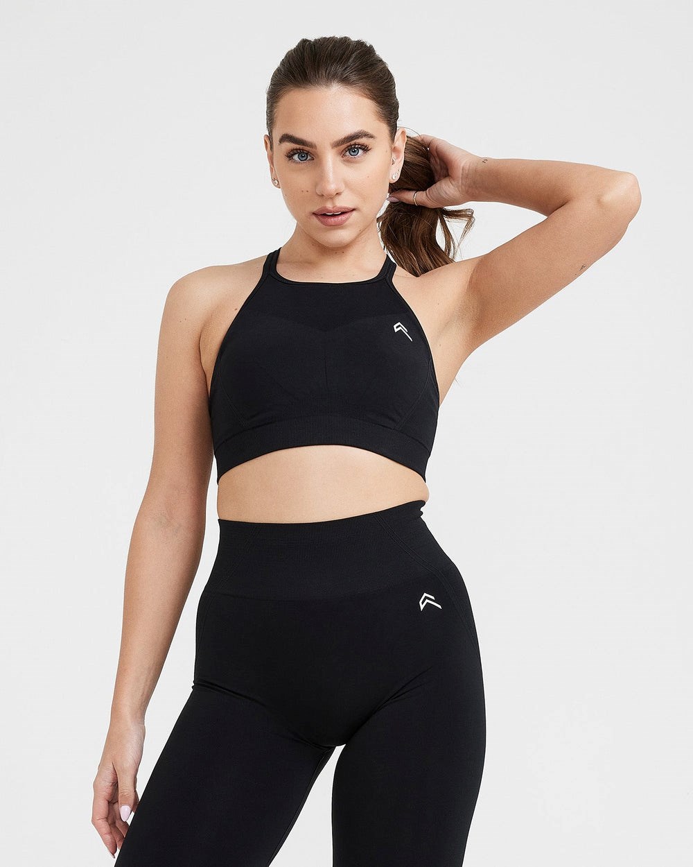 Oner Active Effortless Seamless High Neck Bralette Schwarz | 83MAZQGBK