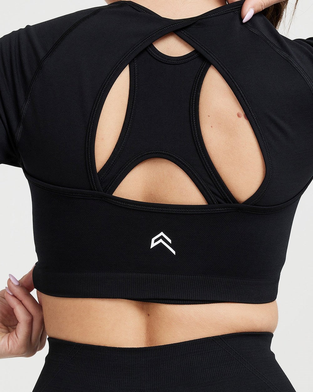 Oner Active Effortless Seamless Long Sleeve Crop Top Schwarz | 40ABZRHOG