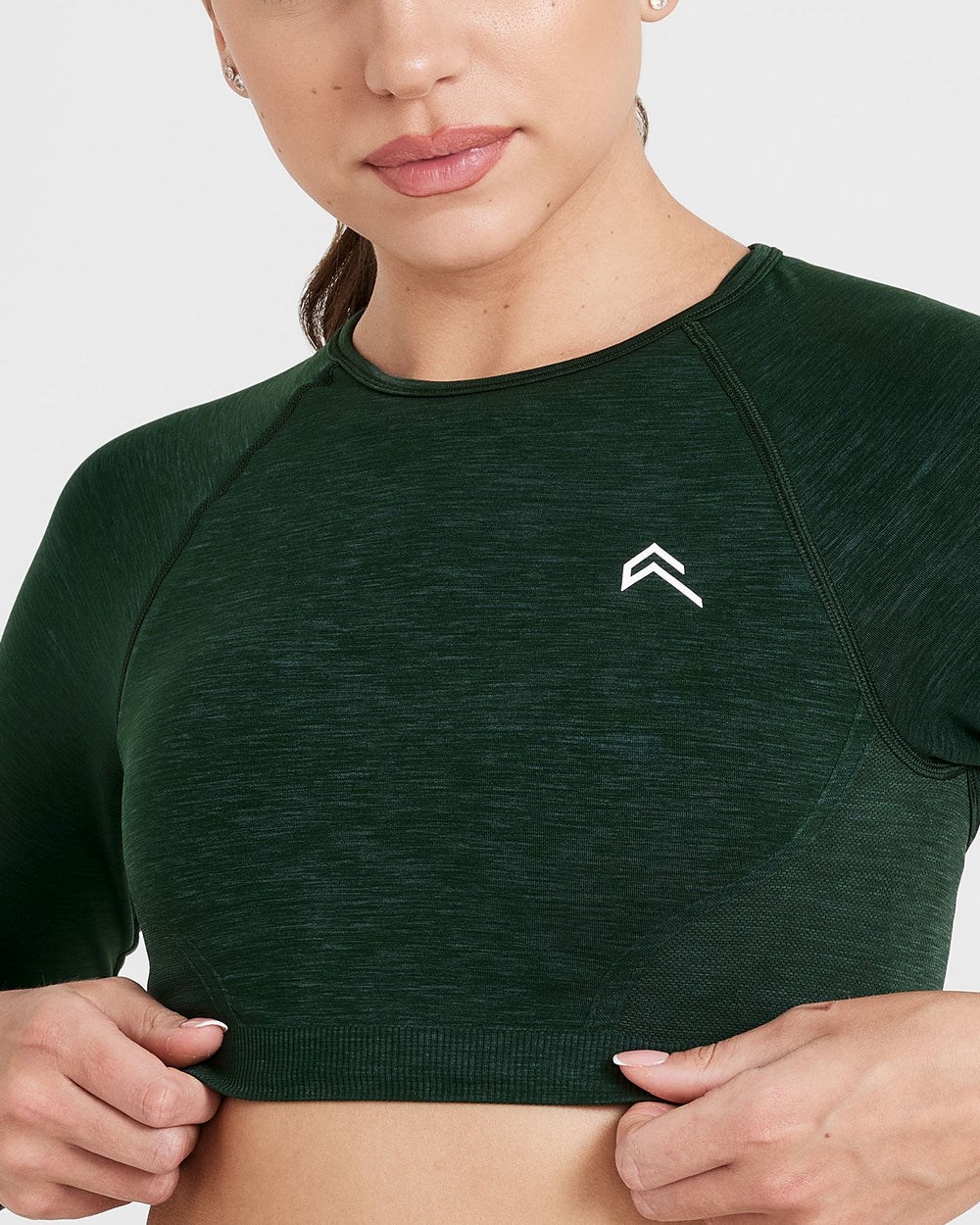 Oner Active Effortless Seamless Long Sleeve Crop Top Evergreen | 40UWQSTPI