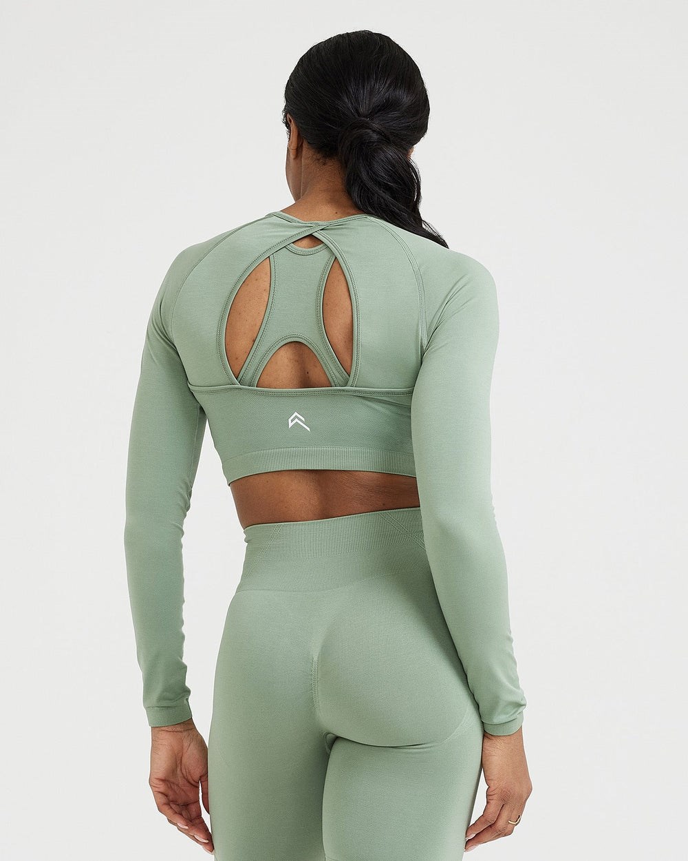 Oner Active Effortless Seamless Long Sleeve Crop Top Sage | 76BAOZUFP