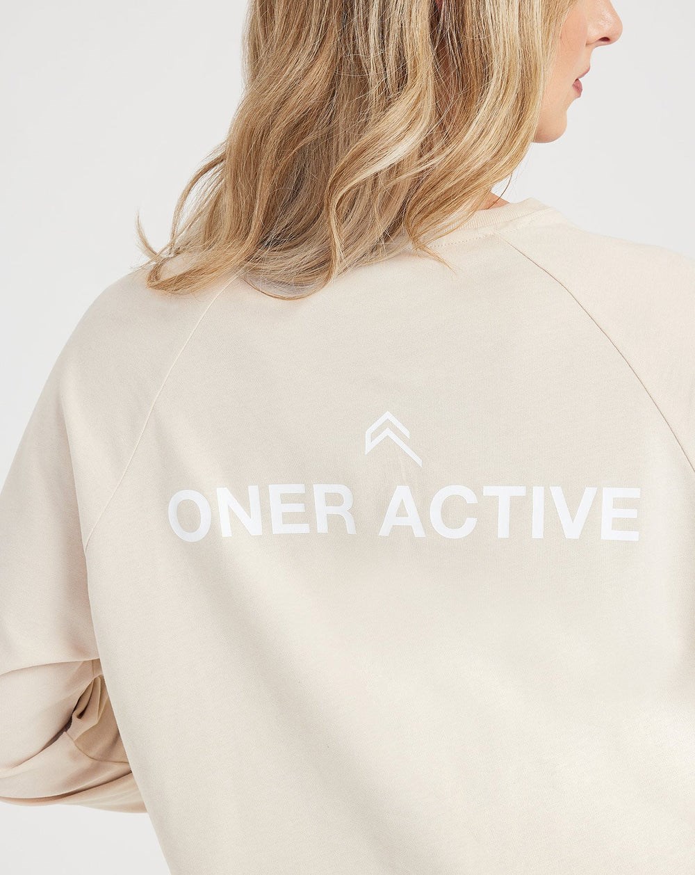 Oner Active Graphic Oversized Long Sleeve Tee Washed Sand | 64ACZJHFV