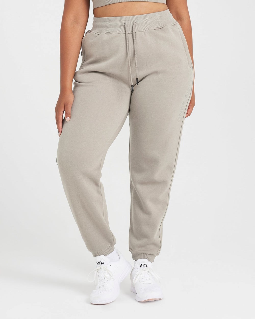 Oner Active Klassische Lounge Jogger Warm Sand | 75NAVTYFD