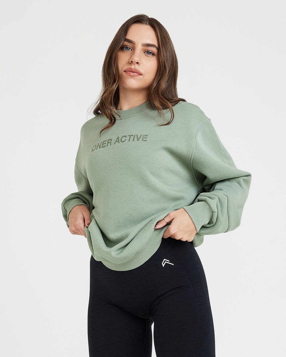 Oner Active Klassische Lounge Oversized Crew Neck Sage | 39WASONIC