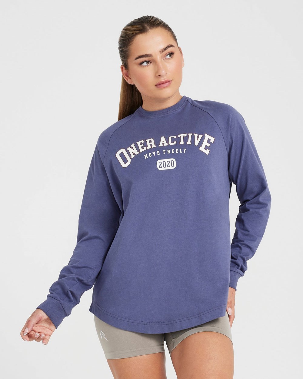 Oner Active Oversized Long Sleeve Club Tee Blau | 53WUKOLYH